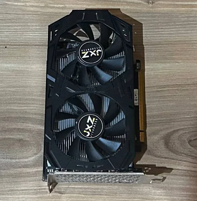 AMD Radeon RX 580 видеокарта
