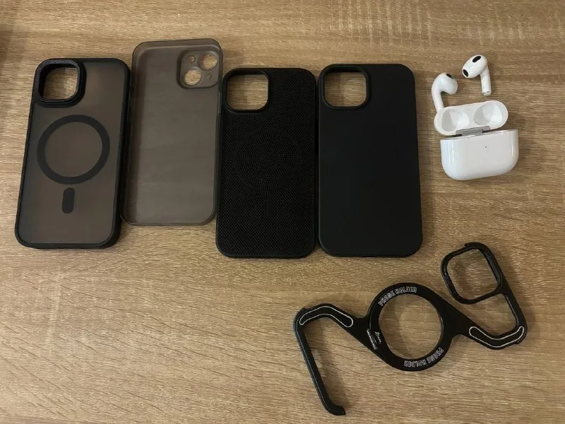 Чехол iPhone 15, бампер, AirPods 3, iPhone 15 1