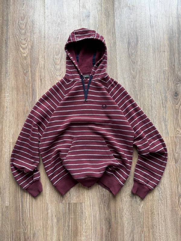 Свитшот Daily Paper, Lyle&Scott, Худи Fred Perry, Nike, Джемпер Sergio Tacchini, Лонгслив The North Face, Жилетка The Stronghold, Ветровка Lacoste, Жилетка Nike 3