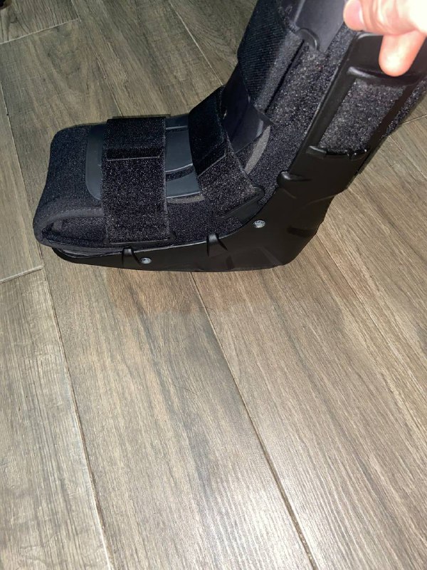 Ортопедический ботинок для голеностопа 2