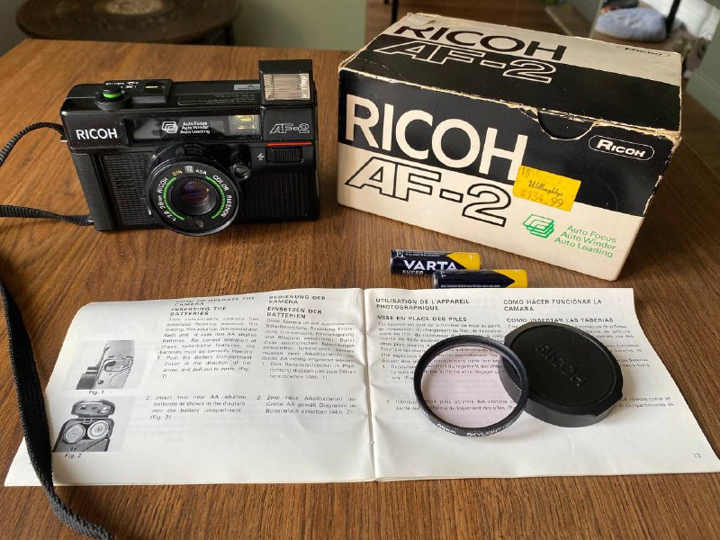 Пленочный фотоаппарат Ricoh AF-2 4