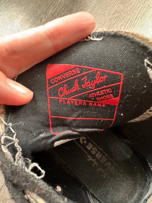 Оригинальные женские конверсы размер 37 3