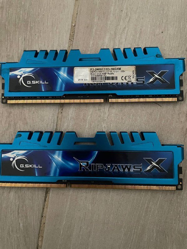 Оперативная память 2х16 F3-2400C11D-16GXM