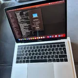 MacBook Pro 13 2017 1