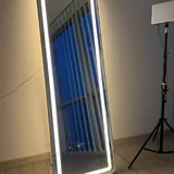 Напольное зеркало с подсветкой 1