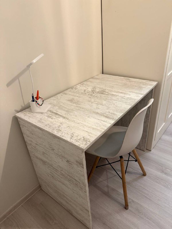 Письменный стол