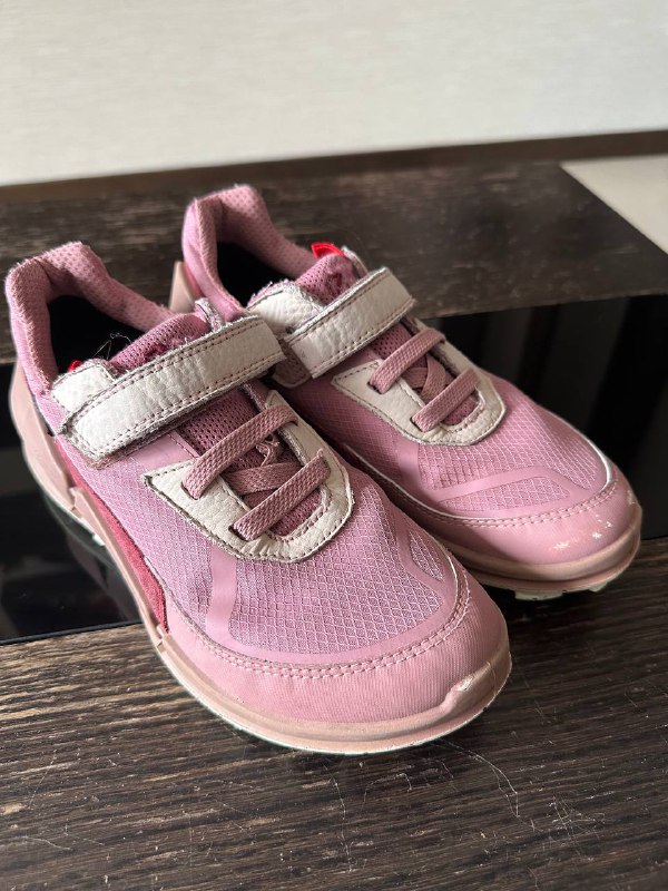 Детские кроссовки Ecco Biom 35 размер 2