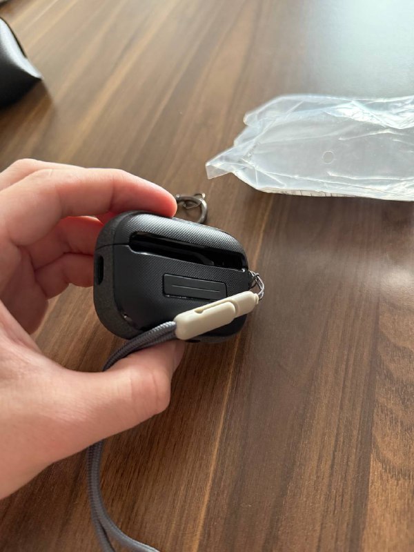 Чехол AirPods Pro 2 магнитный 3