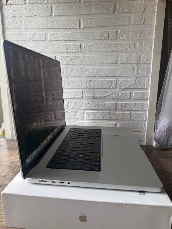 Macbook Pro 16 Inch 2021 16/1 TB 4