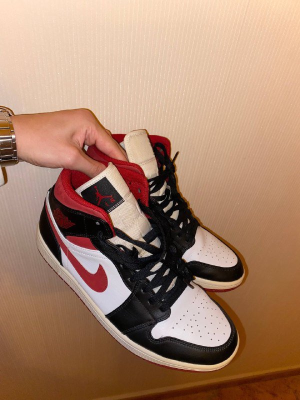 Кроссовки Nike Air Jordan 1 Mid Mens 9 Gym Red Black White Cream