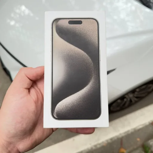 iPhone 15 Pro 256 ГБ Natural Titanium