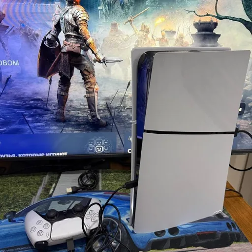 PS5 Slim с 11 играми