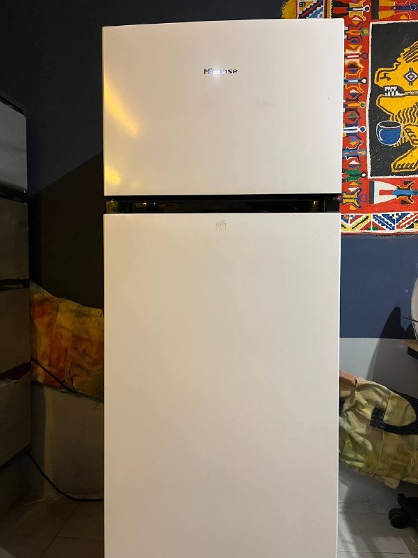 Холодильник Hisense