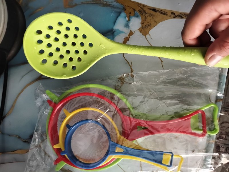 Расческа, корралки, кепка для собаки, спрей SPF, лак, крем для чистки серебра 3