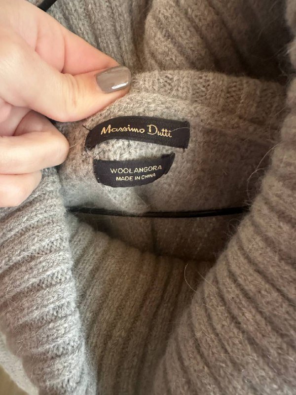 Светло-серый свитер Massimo Dutti ангора размер S 2
