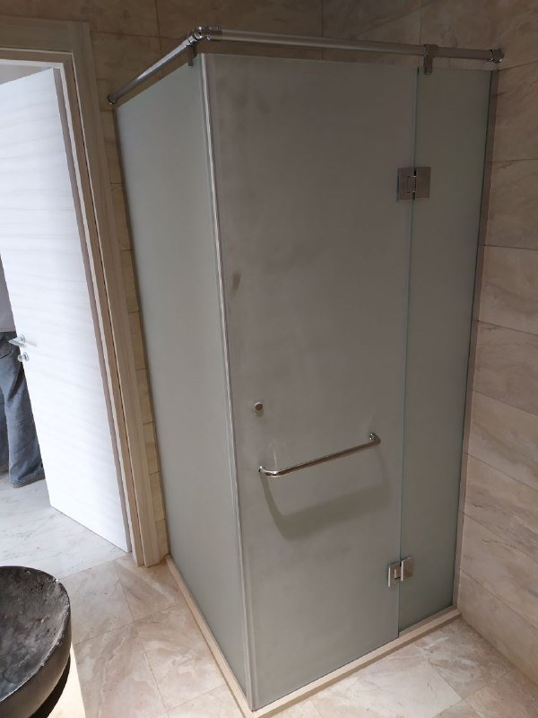 Индивидуальные душевые кабины под заказ 3