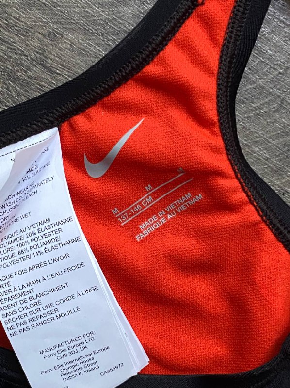 детский спортивный топ nike размер М 2
