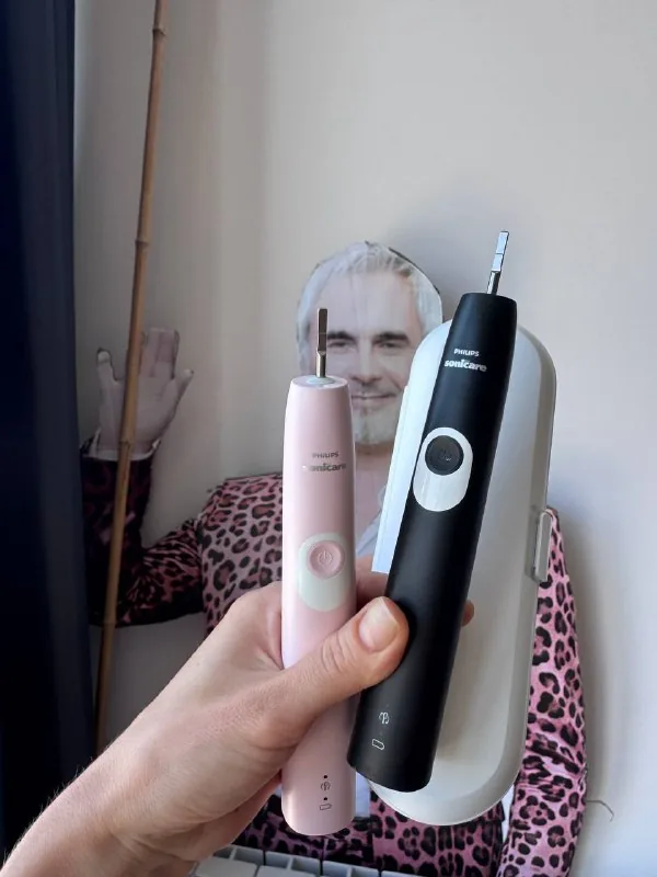 Звуковые электрощетки Philips Sonicare, комплект 1