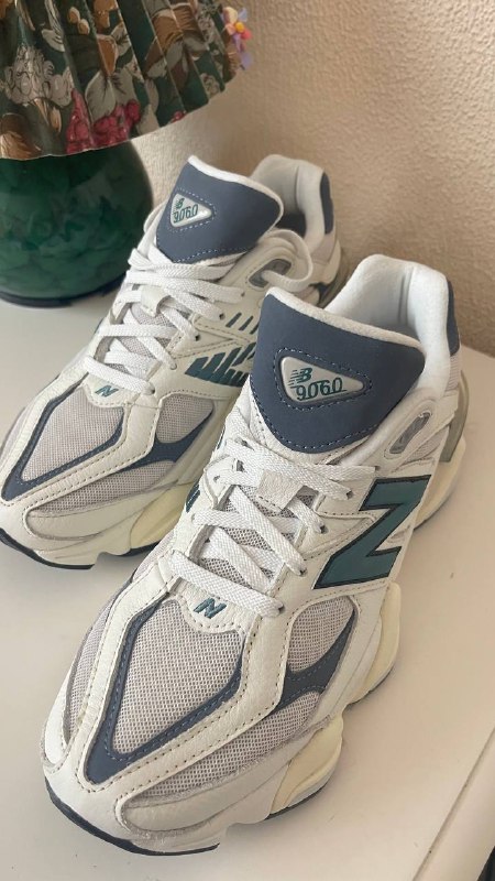 Мужские кроссовки New Balance 9060