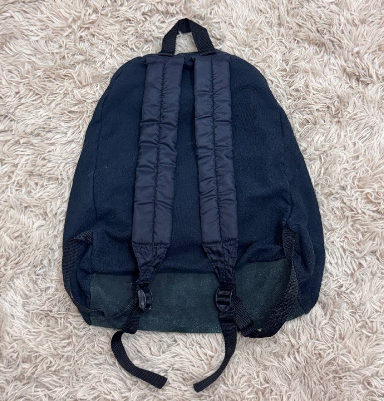 Черный рюкзак Eastpak 3