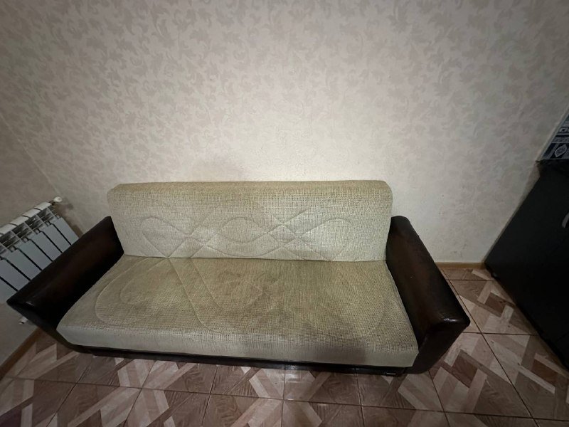 Двухместная кровать, диван 4