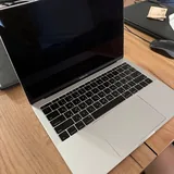 MacBook Pro 13 дюймов 2017 3