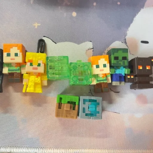 Фигурки Minecraft, фигурки Kinder Joy