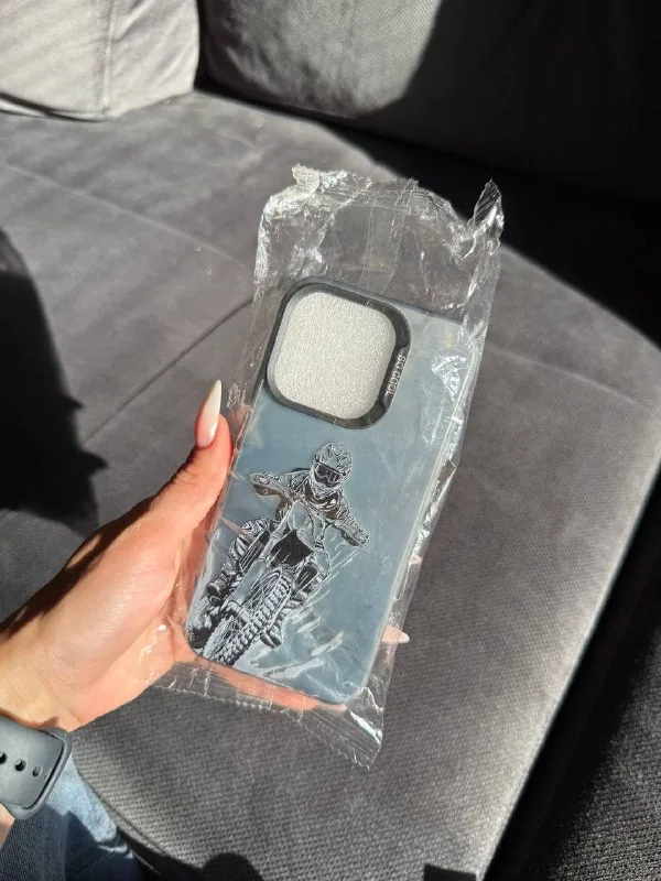 Чехол, защитное стекло для iPhone 15 Pro 1