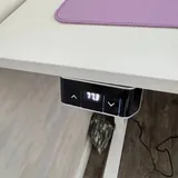 Белый компьютерный стол с регулировкой высоты 3