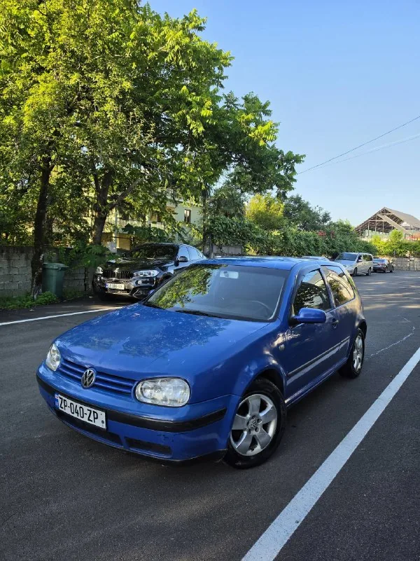 Volkswagen Golf 4 1