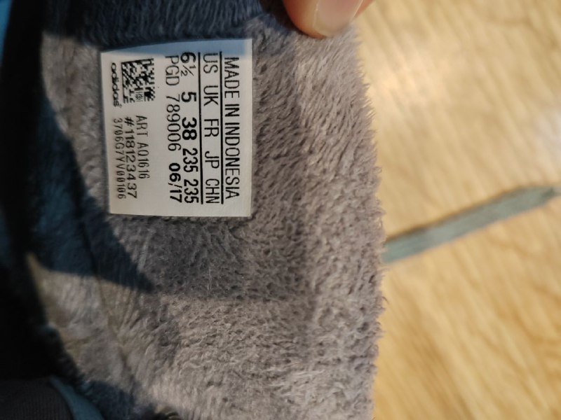 Женские зимние ботинки адидас