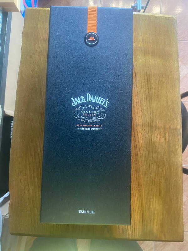 Jack Daniel’s SINATRA SELECT Tennessee Whiskey