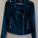 Куртка Guess, размер S 1