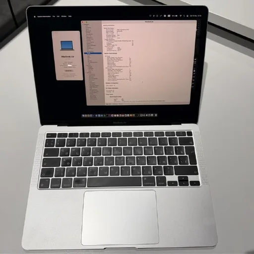 Macbook Air M1 silver