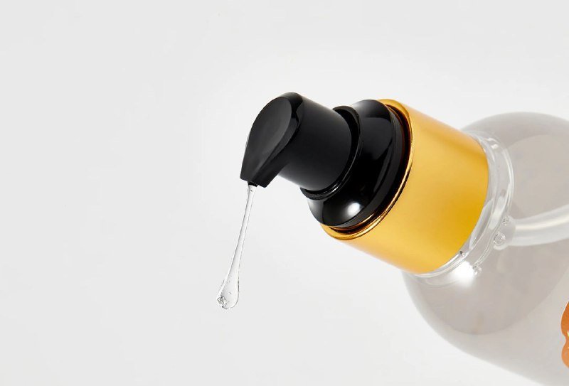 Увлажняющее восстанавливающее масло-эссенция для волос Elizavecca 100 мл 2