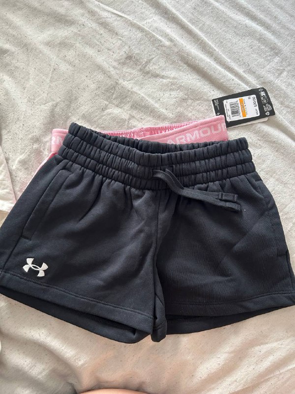 Шорты Under Armour размер S новые 2