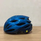 Велосипед Cube Aim Race 2024, шлем Met Veleno MIPS 2