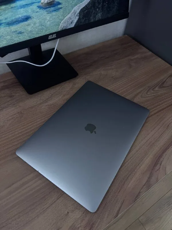 MacBook Pro 16 2019 1