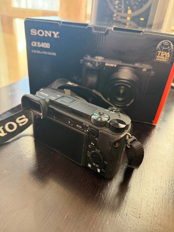Тушка Sony a6400 на запчасти 2