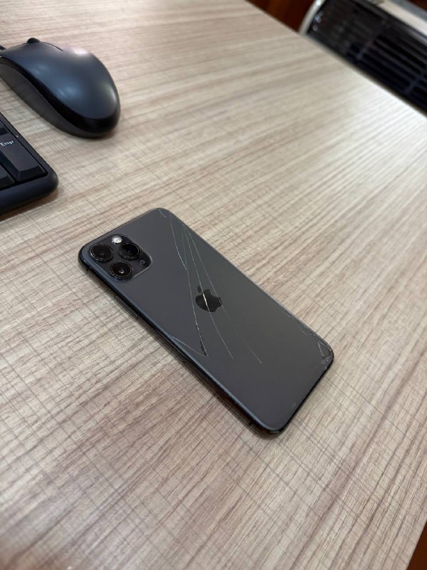 iPhone 11 Pro 256 GB, поврежденный дисплей 2
