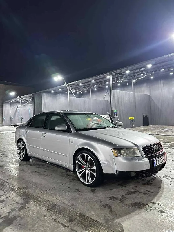 Audi A4 B6 1