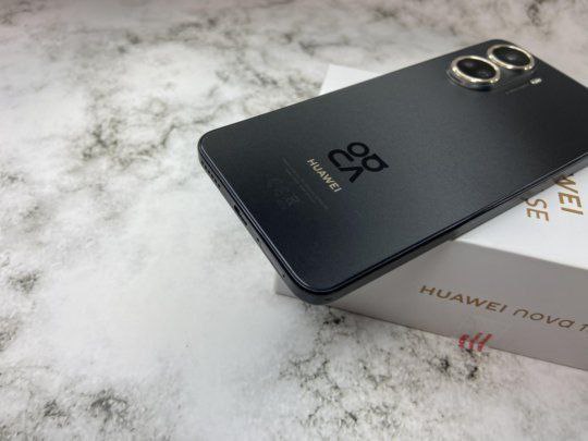 Смартфон Huawei Nova 10 SE 8/256Gb Black 2
