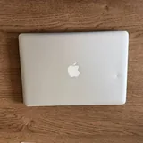 MacBook Pro 13, игровое кресло AeroCool 5