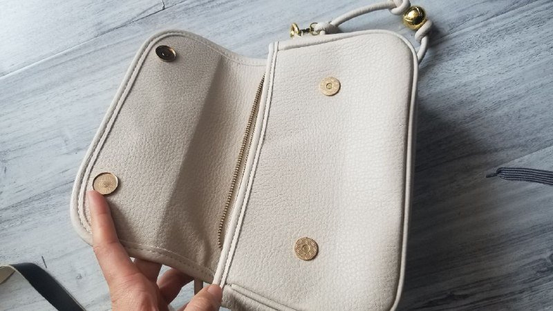 женская сумка с заклепками, женская сумка с замочком 2