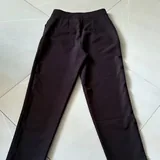 Мужские брюки LC Waikiki, женские брюки Koton, мужская рубашка Massimo Dutti 5