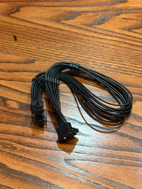 Кабель питания для видеокарты 12VHPWR → 2×8-pin 1