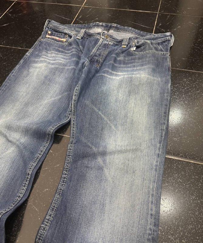 Джинсы Diesel в стиле Butcut 5