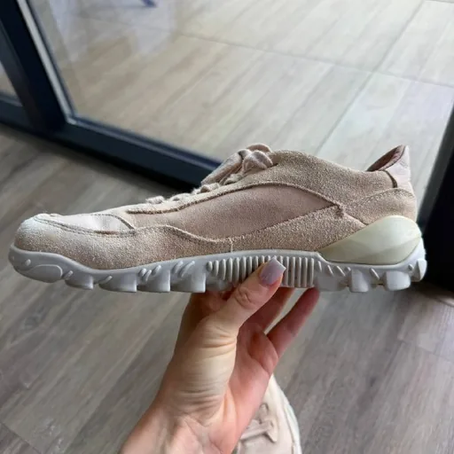 Женские кроссовки Vivobarefoot 37 размер