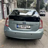 Toyota Prius 30 2