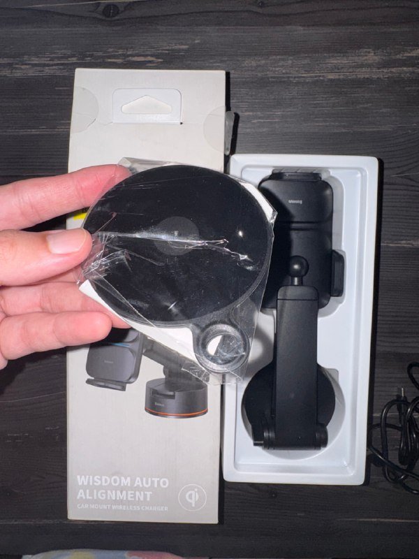 Автомобильный держатель для телефона с беспроводной зарядкой Baseus Wisdom Auto Alignment 2